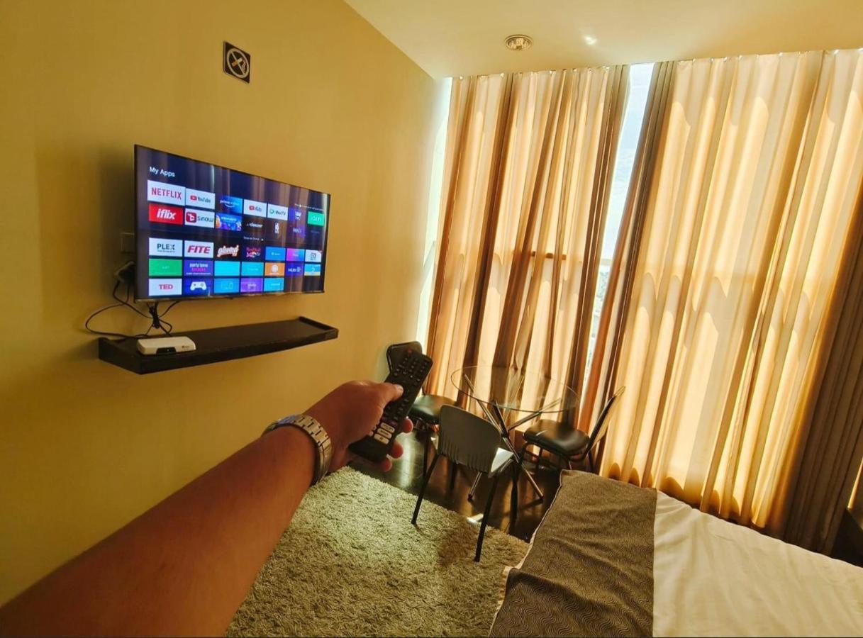 Greenwindows Hotel Davao City Dış mekan fotoğraf